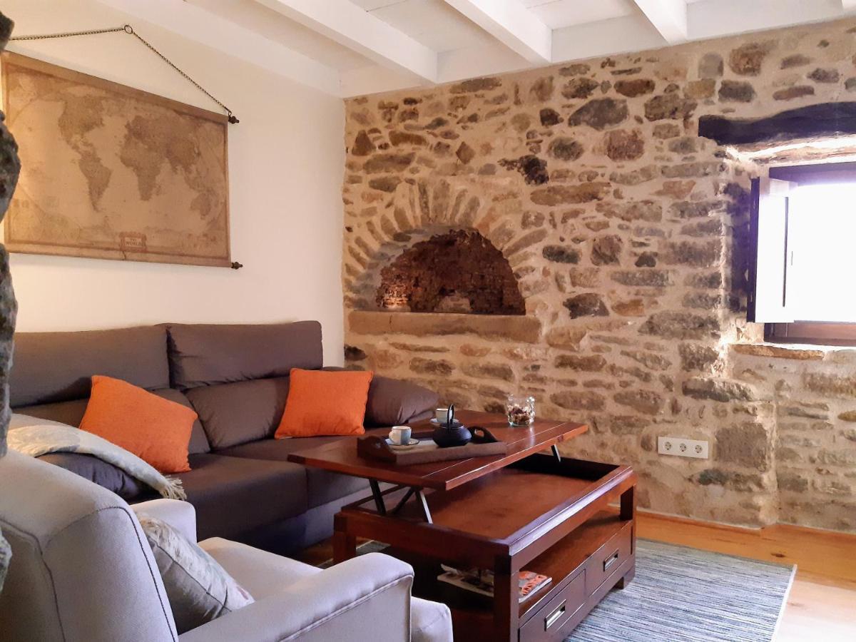 Monells - Casa Rural - Can Felip エクステリア 写真