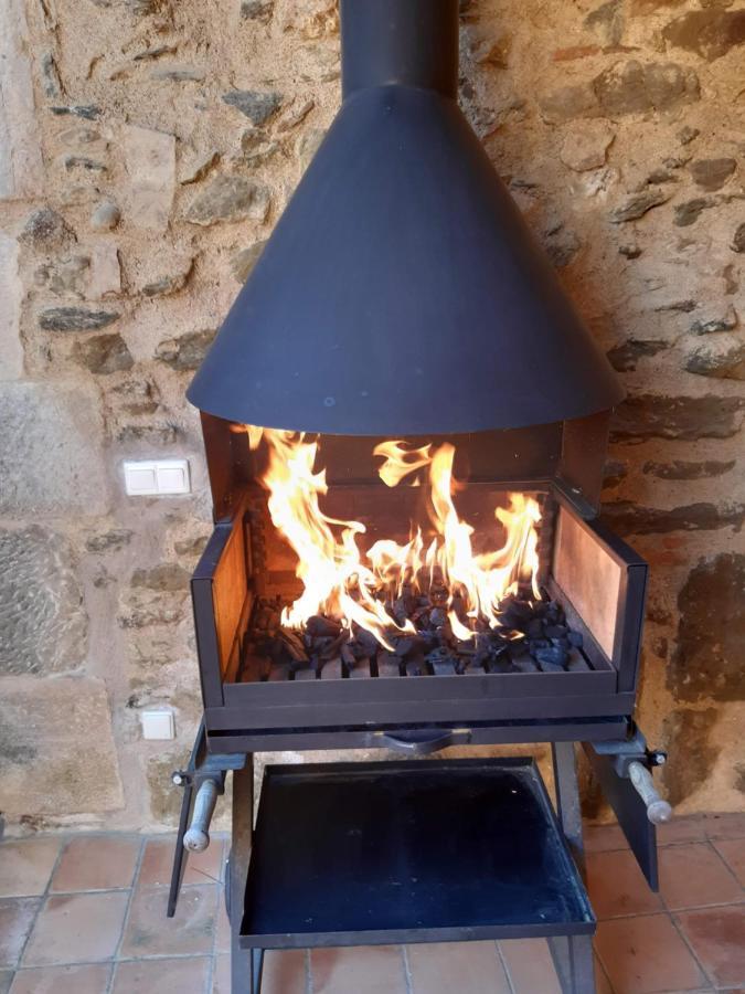 Monells - Casa Rural - Can Felip エクステリア 写真