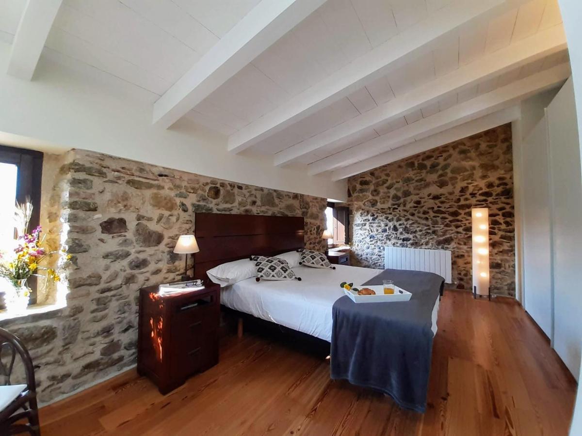 Monells - Casa Rural - Can Felip エクステリア 写真