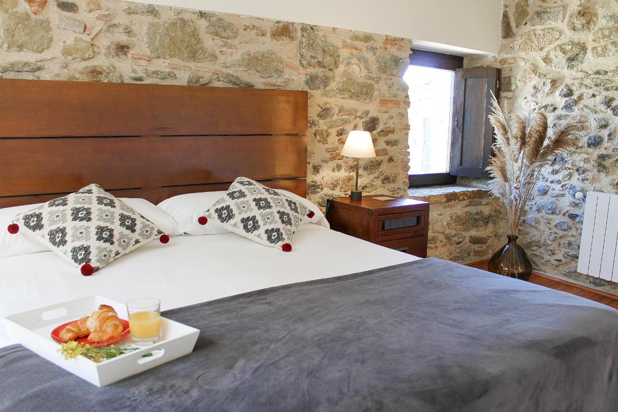 Monells - Casa Rural - Can Felip エクステリア 写真