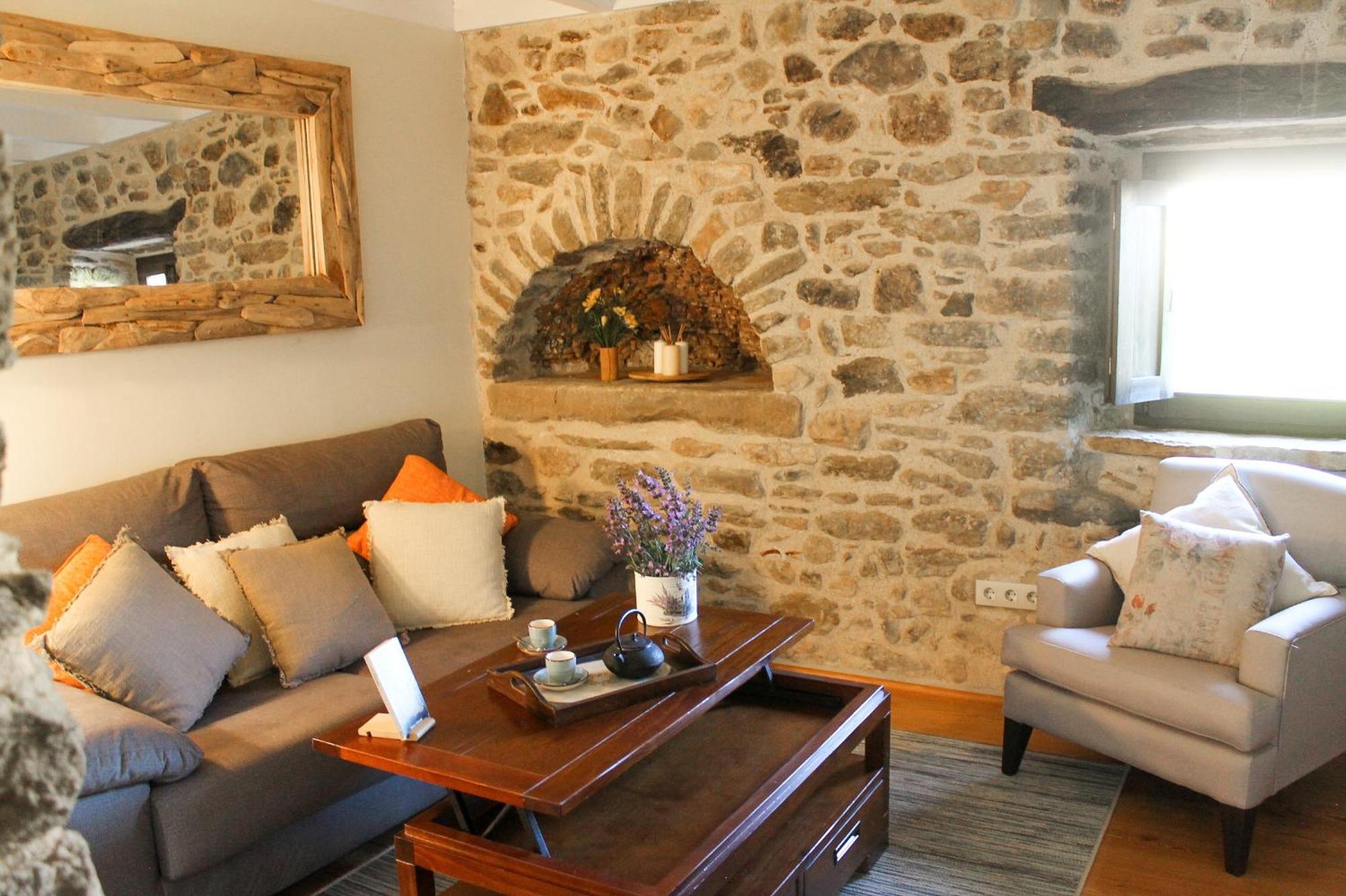 Monells - Casa Rural - Can Felip エクステリア 写真
